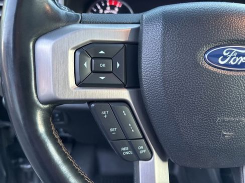 Used 2021 Ford F250 Platinum w/ FX4 Off-Road Package image 19