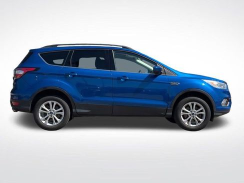 Used 2017 Ford Escape SE w/ Equipment Group 201A AWD/4WD image 7
