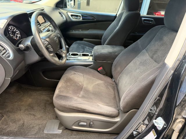 Used 2016 Nissan Pathfinder SV FWD image 10