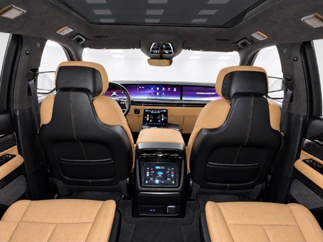 Used 2025 Cadillac Escalade IQ Sport 2 w/ LPO, ONYX Package AWD/4WD image 52