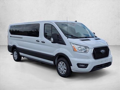 Used 2022 Ford Transit 350 XLT RWD image 3
