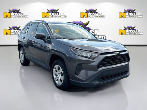 Used 2020 Toyota RAV4 LE w/ Carpet Mat Package FWD image 3