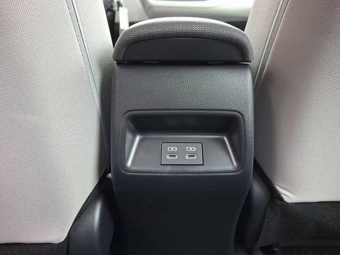 Used 2026 Toyota Corolla LE image 5