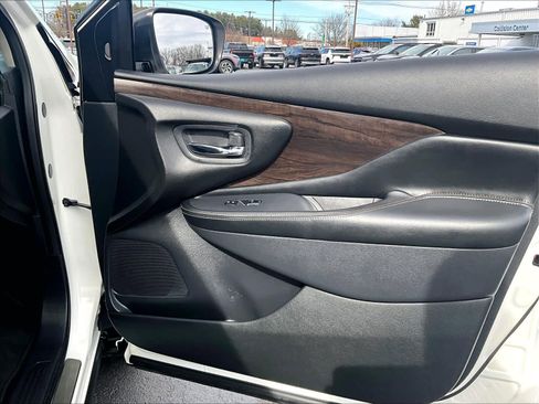 Used 2024 Nissan Murano Platinum w/ Cargo Package image 12
