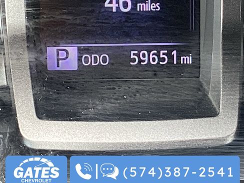 Used 2022 Toyota Tacoma TRD Sport w/ TRD Premium Sport Package image 5