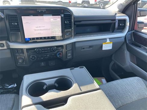 New 2026 Ford F250 XLT w/ XLT Premium Package image 15