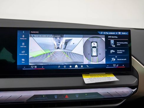 Certified 2025 BMW X3 xDrive30i w/ Premium Package image 28