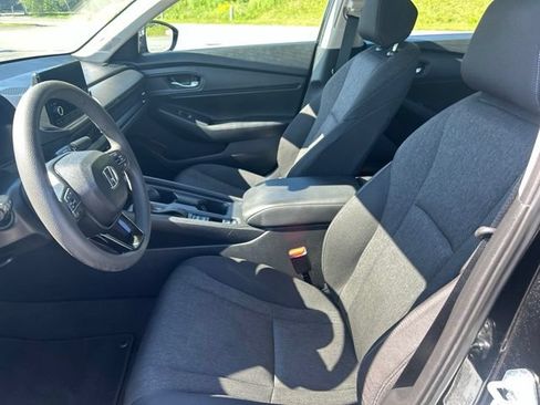 Used 2025 Honda Accord SE image 16