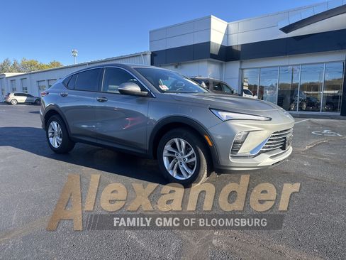 Used 2024 Buick Envista Preferred w/ Convenience I Package image 1