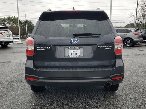 Used 2016 Subaru Forester 2.5i Limited image 6