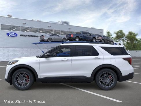 New 2026 Ford Explorer ST-Line w/ ST-Line Street Pack image 1