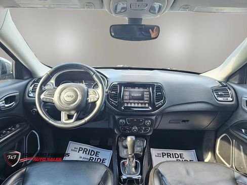 Used 2020 Jeep Compass Limited AWD/4WD image 10