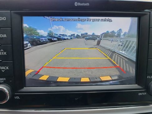 Used 2020 Kia Rio S image 9