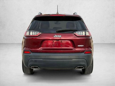 Used 2019 Jeep Cherokee Latitude Plus w/ Comfort/Convenience Group FWD image 7