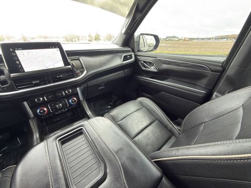 Used 2022 GMC Yukon SLT AWD/4WD image 35