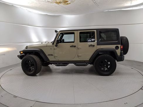 Used 2018 Jeep Wrangler Unlimited Sport S AWD/4WD image 5