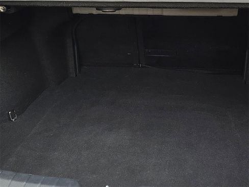 Used 2016 Hyundai Azera image 8