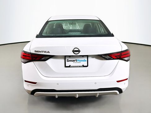 Used 2022 Nissan Sentra S image 6