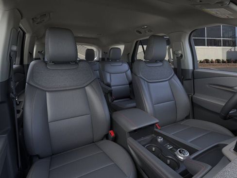 New 2026 Ford Explorer Active w/ Active Comfort Package AWD/4WD image 10