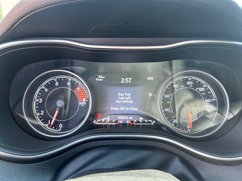 Used 2019 Jeep Cherokee Limited FWD image 25