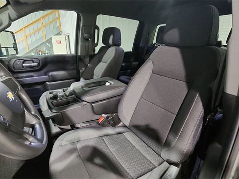 Used 2025 Chevrolet Silverado 2500 Custom w/ Custom Convenience Package image 15