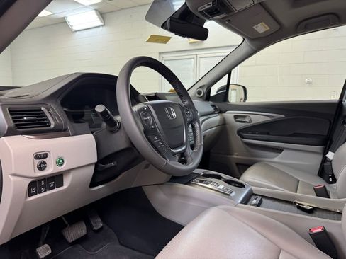 Used 2023 Honda Ridgeline RTL image 15