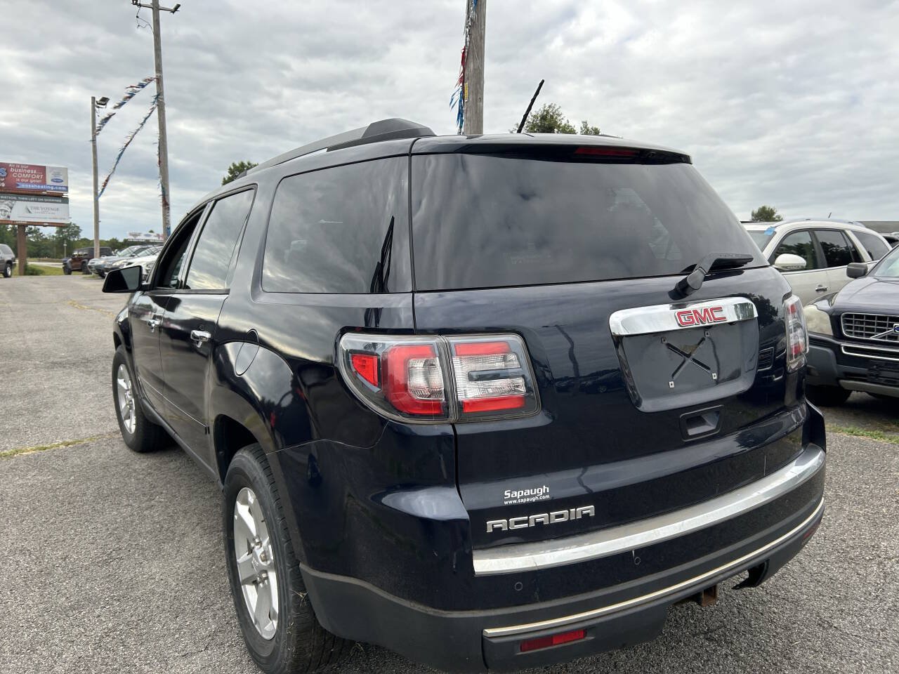 Used 2015 GMC Acadia SLT AWD/4WD image 4