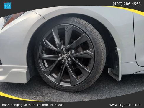 Used 2021 Toyota Corolla SE w/ SE Premium Package FWD image 31