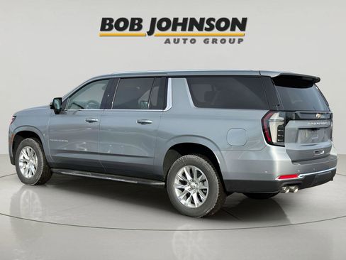 New 2026 Chevrolet Suburban Premier image 5