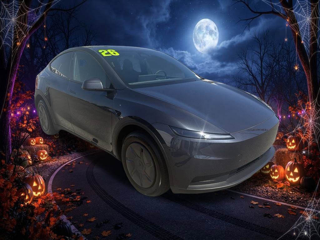 Used 2026 Tesla Model Y 2WD image 8