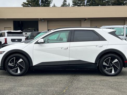 New 2025 Hyundai Ioniq 5 SEL image 9