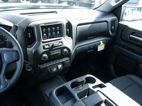 New 2026 Chevrolet Silverado 1500 Custom w/ LPO, Dark Essentials Package image 15