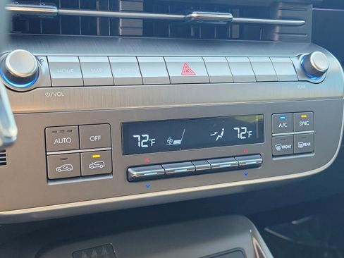 New 2026 Hyundai Kona SEL Premium image 28