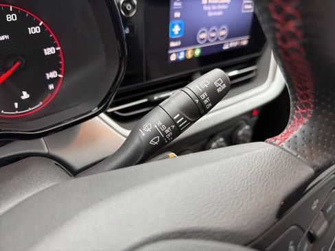 Used 2024 Chevrolet Trax RS w/ Driver Confidence Package image 35