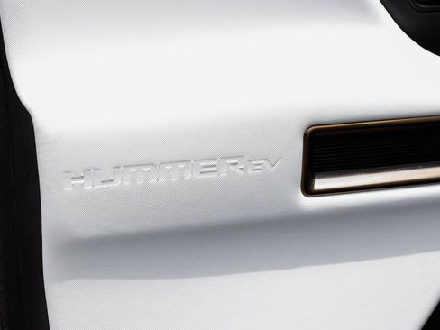 Used 2025 GMC Hummer EV 2X AWD/4WD image 27