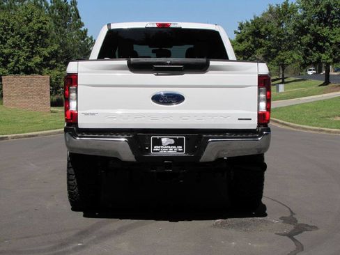 Used 2018 Ford F250 XLT image 10