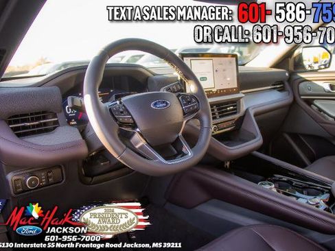 New 2026 Ford Explorer Platinum image 7