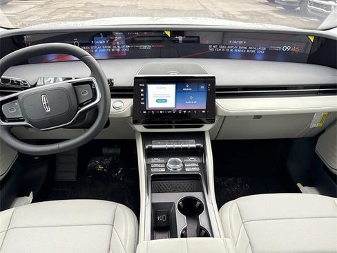 New 2026 Lincoln Nautilus Premier w/ Jet Appearance Package image 16