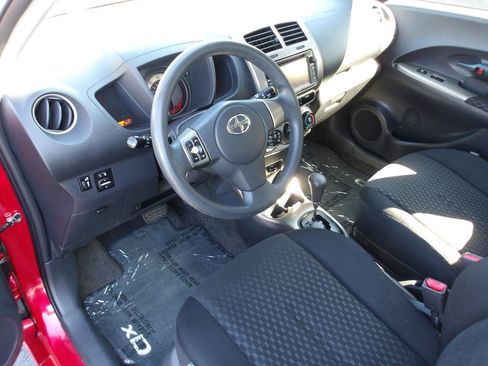 Used 2014 Scion xD FWD image 9
