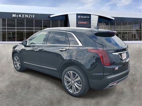 Used 2025 Cadillac XT5 Premium Luxury image 3