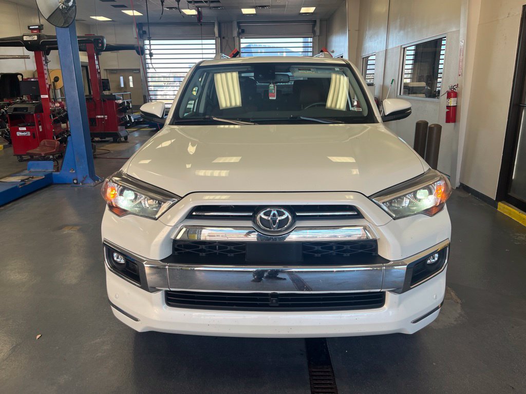 Used 2023 Toyota 4Runner Limited AWD/4WD image 10