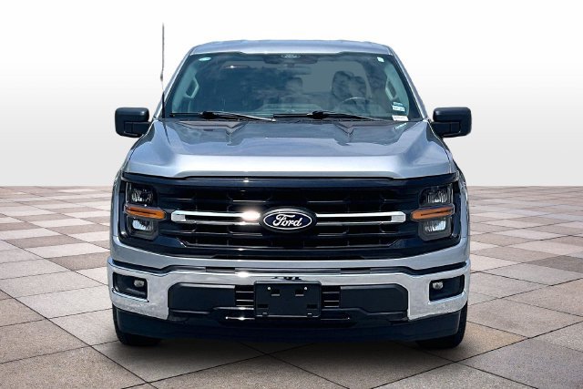 Certified 2025 Ford F150 XLT w/ Equipment Group 301A Standard RWD image 3