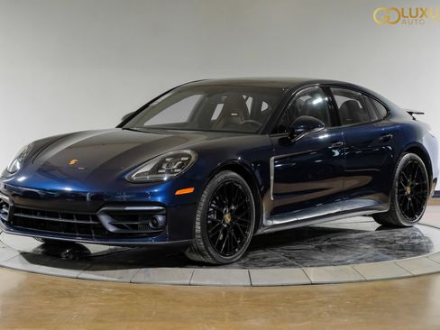 Used 2023 Porsche Panamera 4 Platinum Edition AWD/4WD image 8