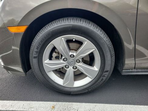 Used 2019 Honda Odyssey EX-L image 19