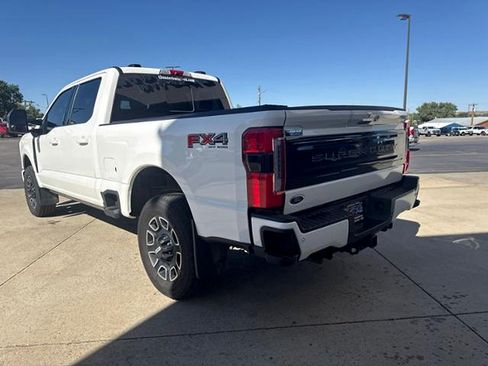 Used 2026 Ford F250 Platinum AWD/4WD image 9