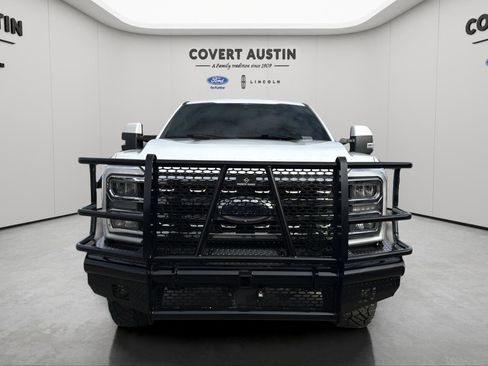 Used 2023 Ford F350 Lariat w/ FX4 Off-Road Package image 8