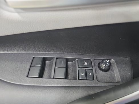 Certified 2023 Toyota Corolla SE image 27