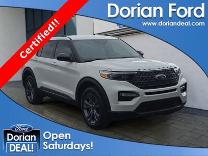 Certified 2024 Ford Explorer XLT w/ Equipment Group 202A