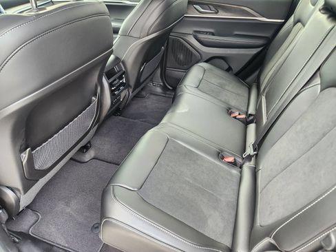 New 2026 Jeep Grand Cherokee Altitude AWD/4WD image 23
