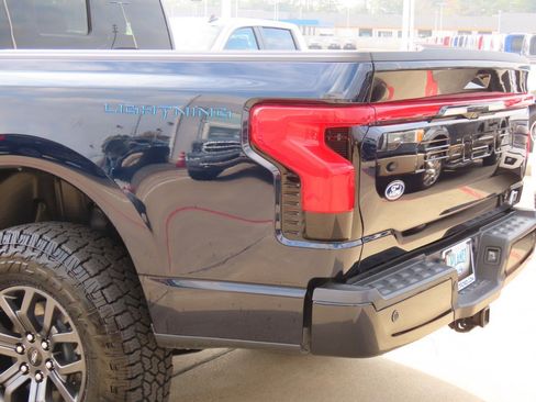 Certified 2025 Ford F150 Lightning Lariat image 16